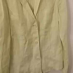 🥳 2/$20 Chico's pale green linen blazer